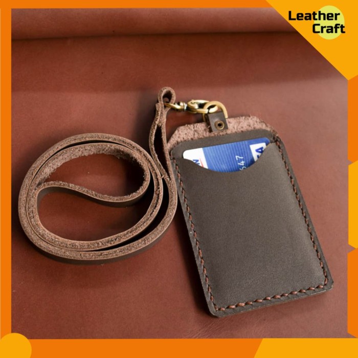 

Eklusif Gantungan Id Card Name Tag Kuit Sapi Asli Handmade Leather Hot Sale