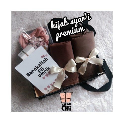 

Hijab Syar'i Gift Box Premium - Hadiah Kado Ulang Tahun Wanita Istri - Hampers Lebaran