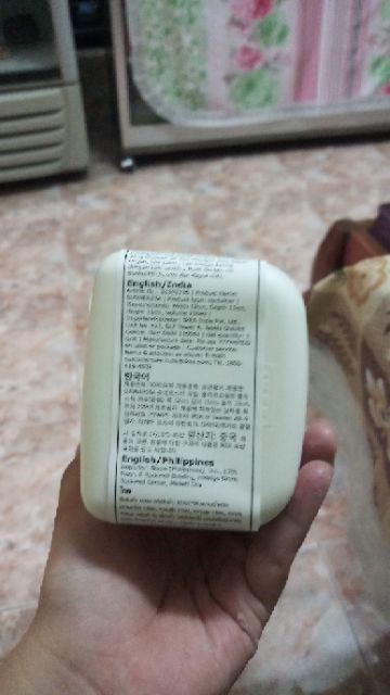 Wadah Sunnresta Putih