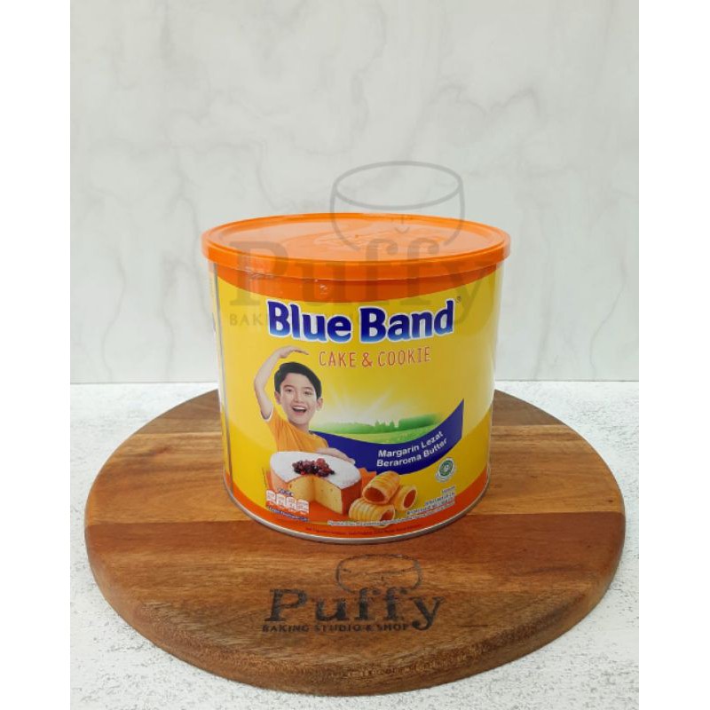 

Blue Band Cake and cookies