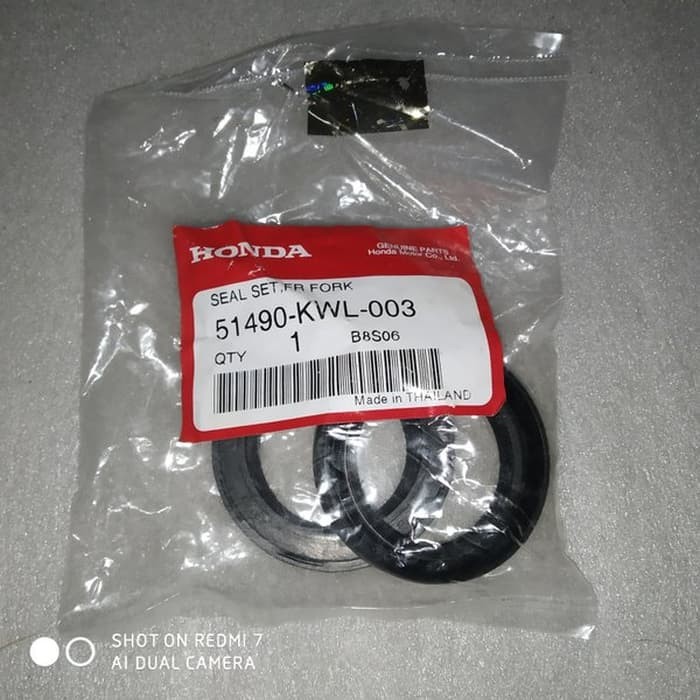 (100% Ori ) Sil Shock Depan CBR 250 (51490-KWL-003) bagus bos