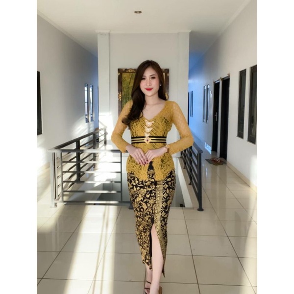 Kebaya Sabrina / Kebaya Bali Jadi Kutubaru Semi Italy Modern