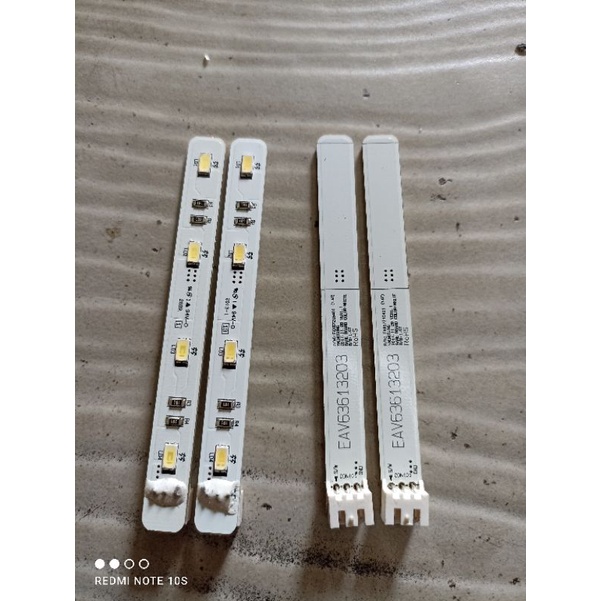 LAMPU LED STRIP KULKAS LG INVERTER ORIGINAL