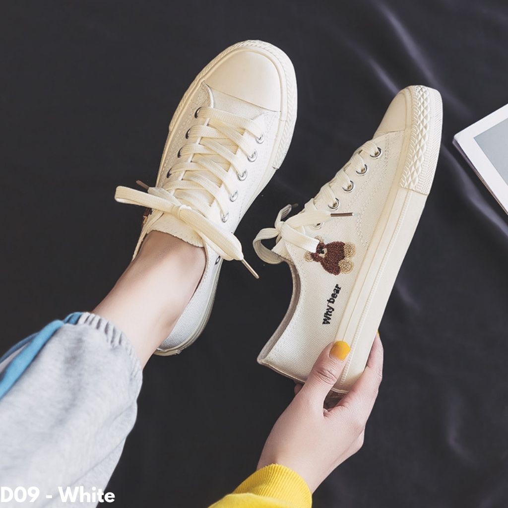 SEPATU SNEAKERS TALI MOTIF BERUANG CANTIK IMPORT BATAM OOTD ZAMAN NOW D09