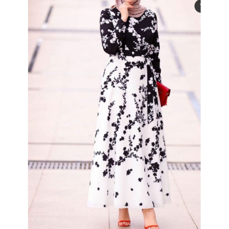 MDLV ~ BM 8001 MONOCHROME FLORAL MAXI (INCLUDE TALI PINGGANG)