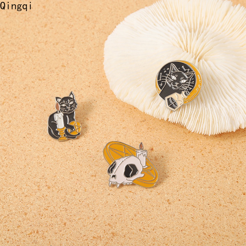 Bros Pin Enamel Bentuk Bulan Kucing Tengkorak Gaya Punk Gothic Untuk Hadiah