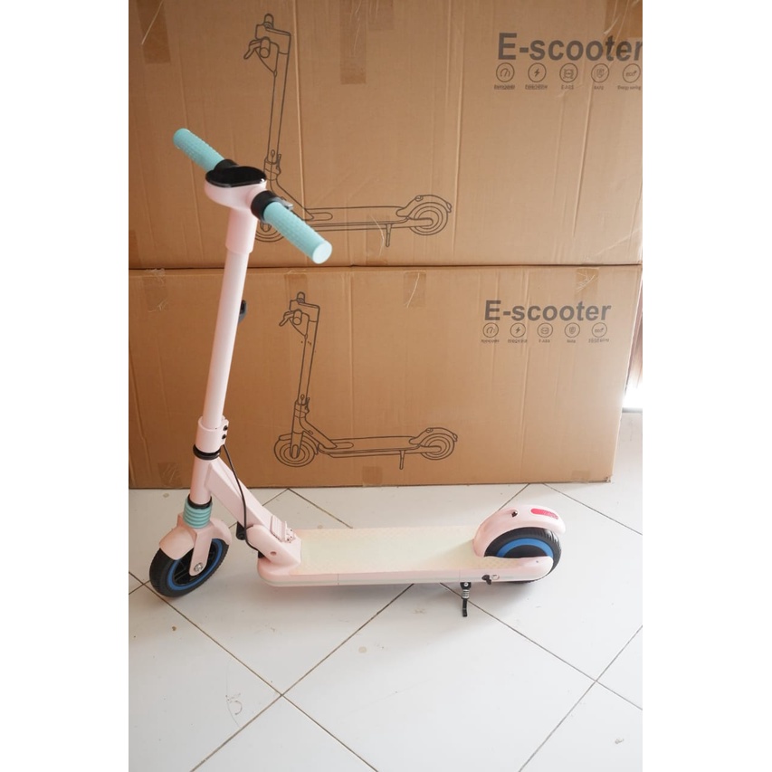 READY! Skuter Listrik anak premium impor / NINEBOT E8 e-KickScooter Termurah impor..