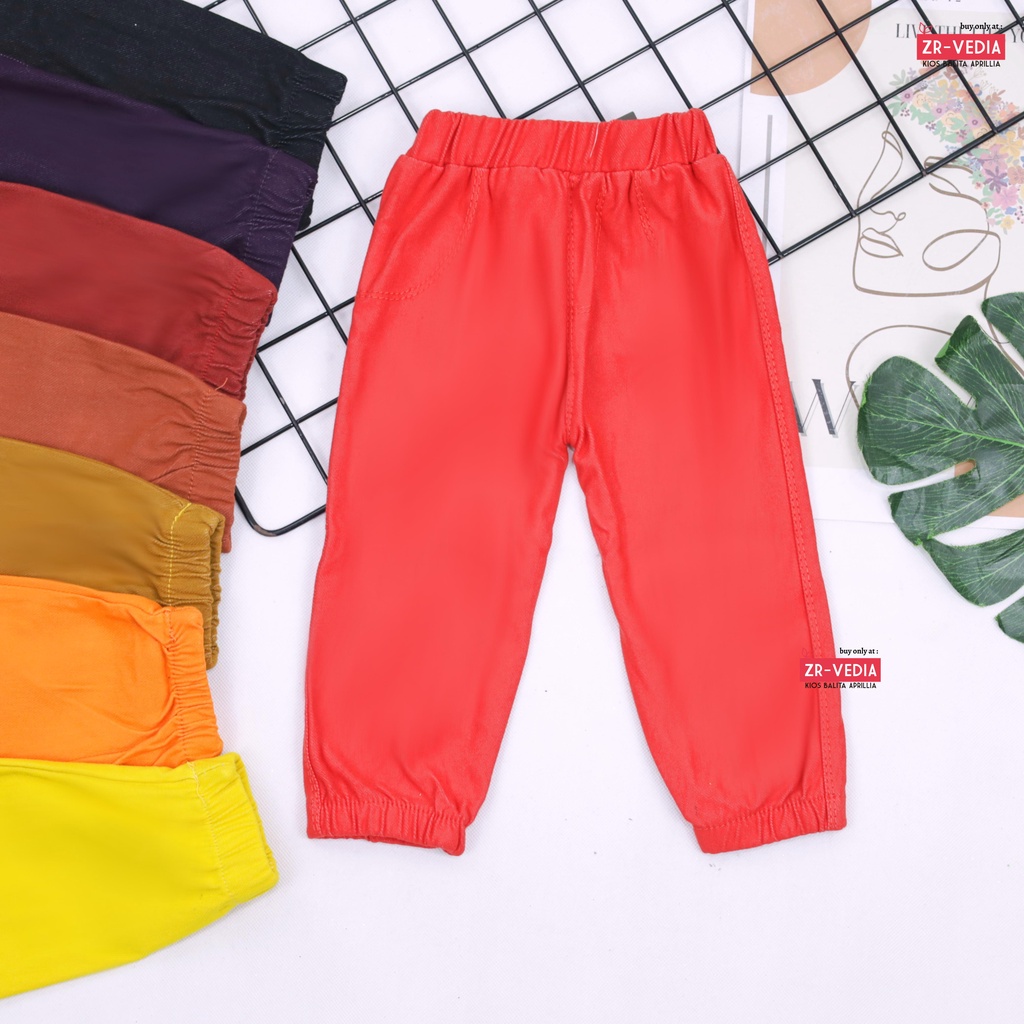 Jogger uk 2-3 Tahun Boy Girl / Kids Pants Anak Celana Panjang Semi Jeans Joger Polos Tebal Bawahan