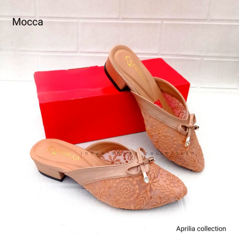 Sandal brukat wedges wanita 3cm terbaru/sepatu bustong brukat wanita remaja/sendal bustong pesta pernikahan wanita/sandal wedges brukat hak tahu kondangan bisa cod