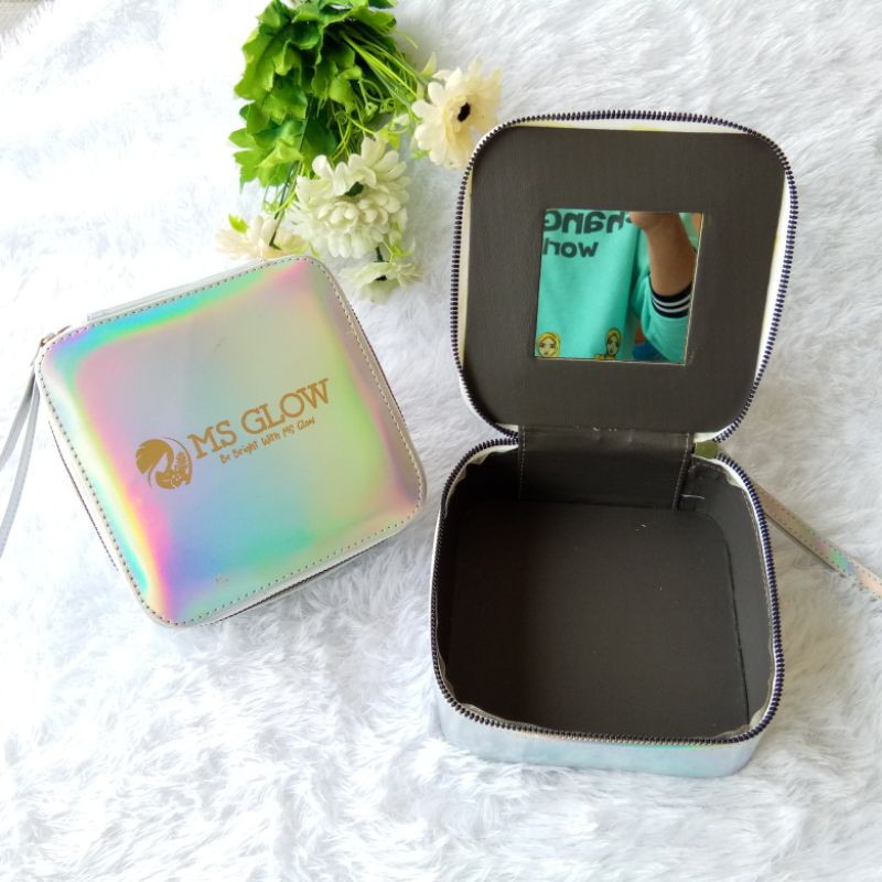 Box MS Glow Glossy Dengan Kaca