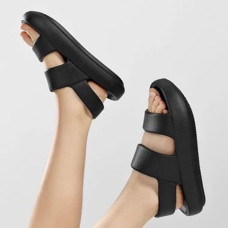 Sandal Wanita Selop Tali Empuk Dipakai Sepatu Sandal Karet Tebal
