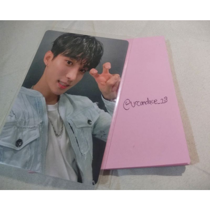 Yizhiyu E. Ver Attacca Dk Dokyeom Seokmin Seventeen