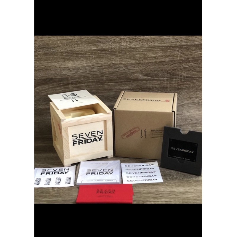 Box Jam Tangan Seven Friday Original