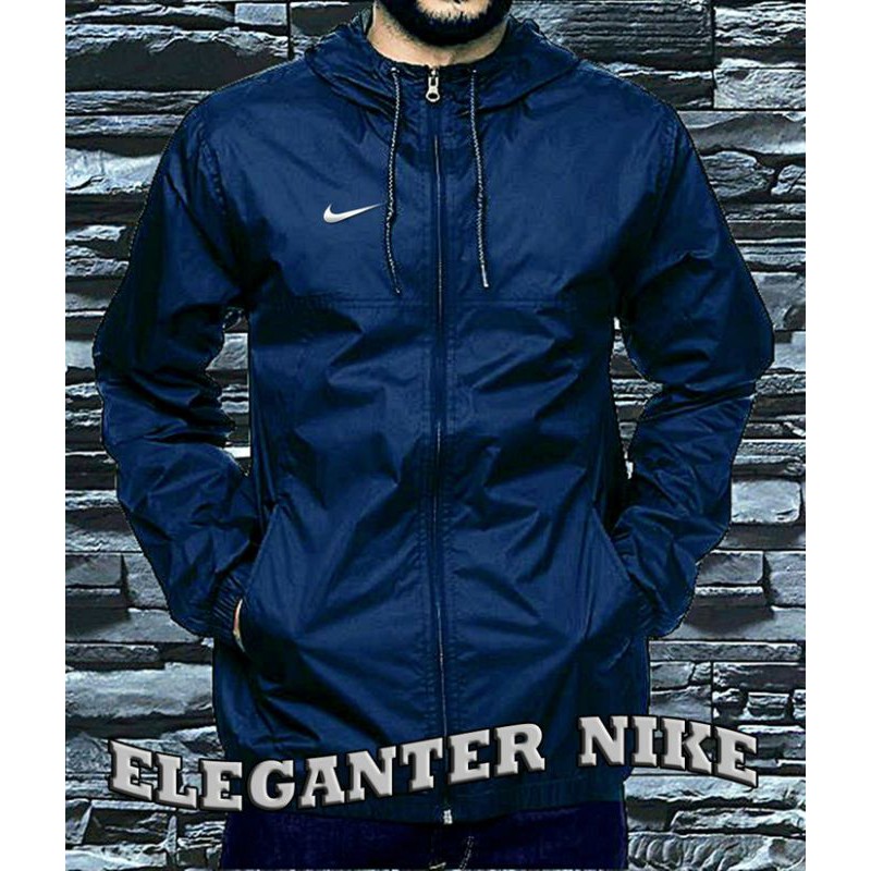 jaket outdoor Nike