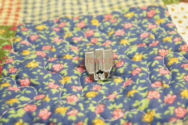 Sepatu Retsleting - Ritsleting - Resleting Jepang atau Invisible Zipper Foot Besi