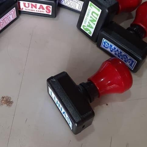 

☁ Stempel Otomatis Lunas 1 Warna ☃