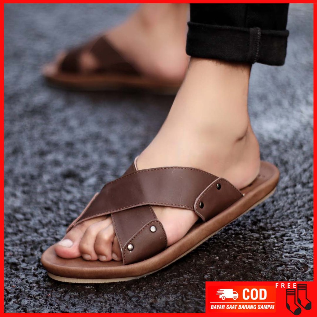 MOLK|Sandal Pria Kulit Asli Casual Kasual Santai Jalan Cowok Terbaru Sendal Pria Murah Footwear