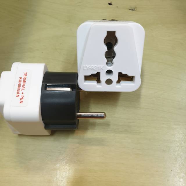 Adaptor steker arde