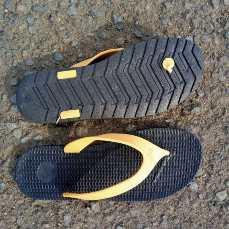 Sandal karet cowok/sandal murah/sandal kediri/sandal karet
