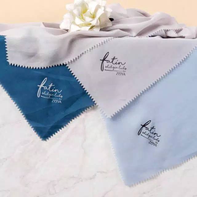 Zoya  Fatin segi empat polos