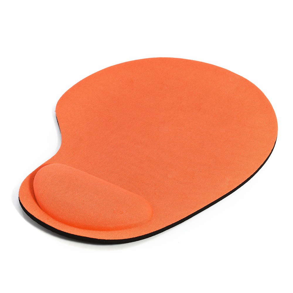 Mouse Pad Gaming Dengan Bantalan Pergelangan Tangan Warna Hitam