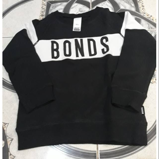 Sweater bonds