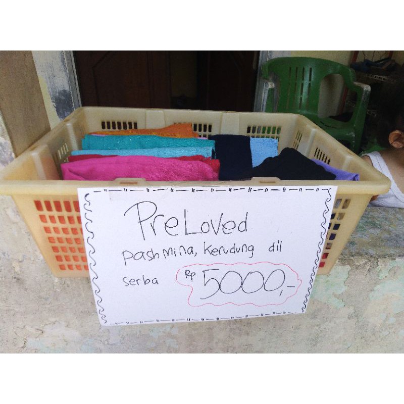 PRELOVED Kerudung, Pashmina, Inner rajut