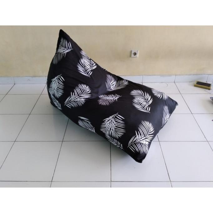 

PROMO BEAN BAG SOFA TRIANGLE 135X90X80 CM PLUS ISI BESAR MURAH INOAC C DFHT85456