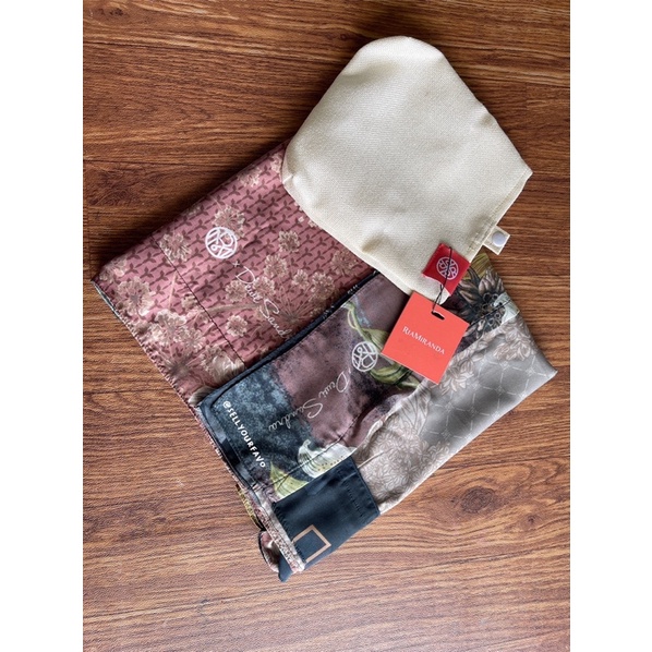 RIA MIRANDA X DEWI SANDRA FORSY SCARF