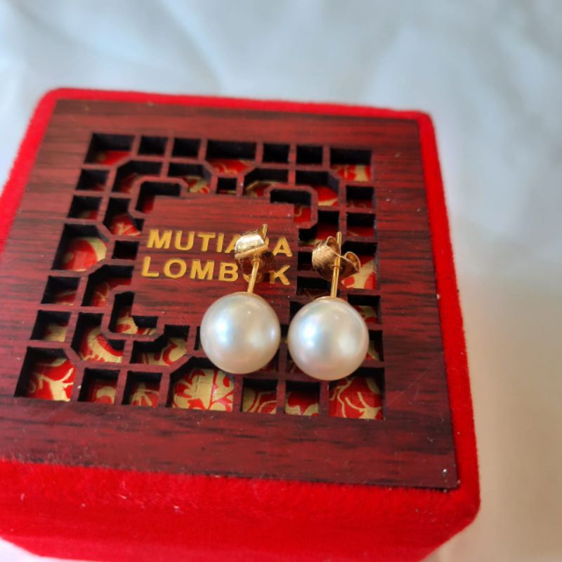 giwang tusuk emas Mutiara Air Laut / Anting emas Mutiara Air Laut / tutup emas Mutiara Lombok / Muti