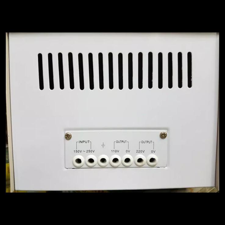 Stabilizer Matsunaga 2000V/ Stabiliser Listrik Matsunaga 2000Volt/