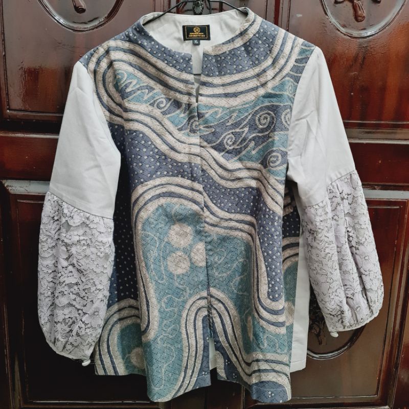 Blouse Batik Johanna preloved