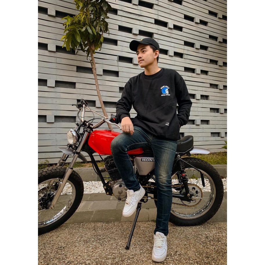 BORN RIDERS / SWEATER CREWNECK MOTOR PRIA / JAKET CREWNECK BASIS / CREWNECK PRIA WANITA MURAH / JAKET CREWNECK DISTRO BANDUNG