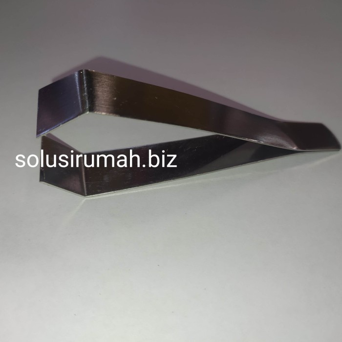 1 PENCABUT BULU AYAM LEBAR 2CM AN 18MM WARNA STAINLESS STEEL