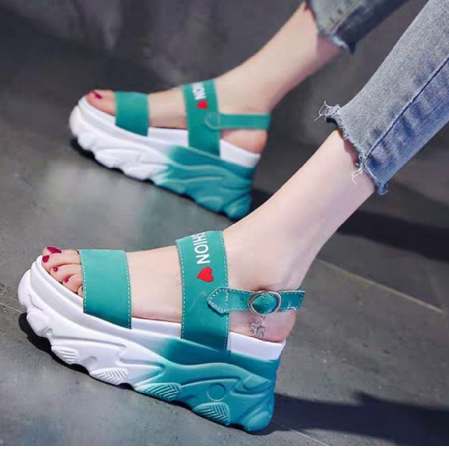 SANDAL GUNUNG FASHION ANIME / Sandal Wanita Terbaru COD