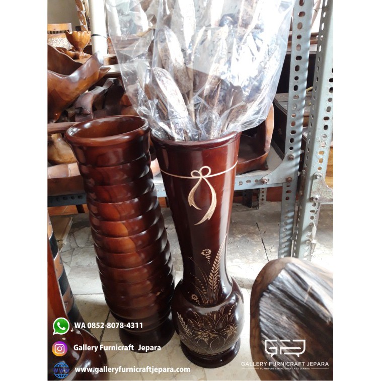 Vas Bunga Hias Gucci