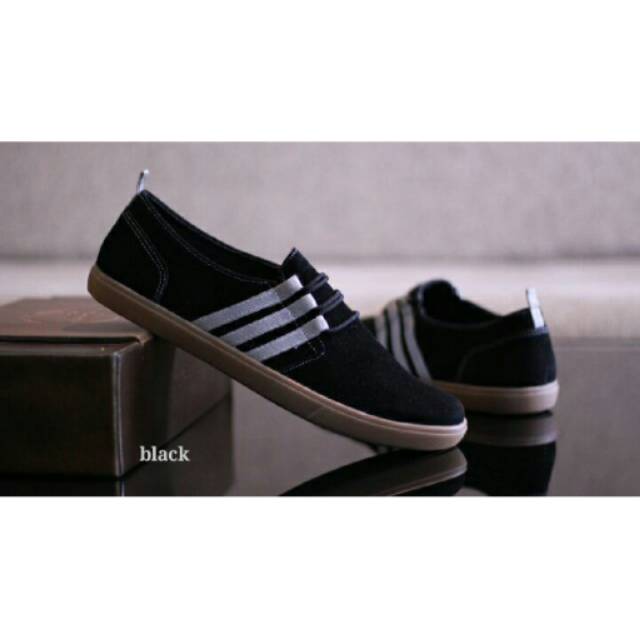 Sepatu Santai Adidas Slop Slip On Casual Pria Kulit Suede