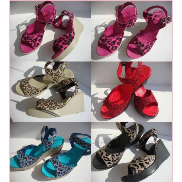 CROCS WEDGES HANALEI
