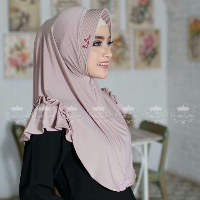 jilbab hijab Linalivia FREYA kerudung krudung bergo instan non Arrafi Zoya Hijabwanitacantik murah terbaru 2021 cod jakarta tangerang bekasi karawang bandung sukabumi cimahi subang semarang tegal kendal jepara brebes blora grobogan lampung kalimantan-Ivory