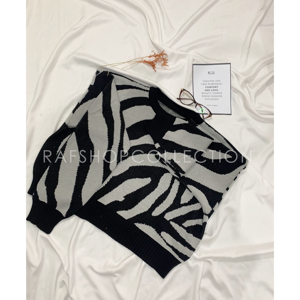 CREWNECK MOTIF ZEBRA - SWEATER CROP_SWEATER RAJUT_RAJUT TEBAL