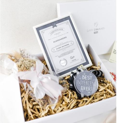 

Jual TGYC0 PREMIUM Certificate Gift Box - Paket kado custom sertifikat, medali, bunga 060 Pasti Mura