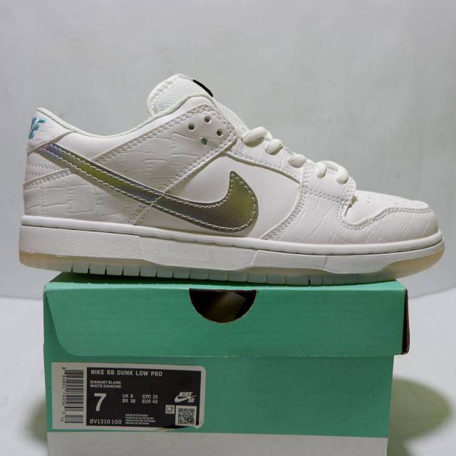 diamond dunk white