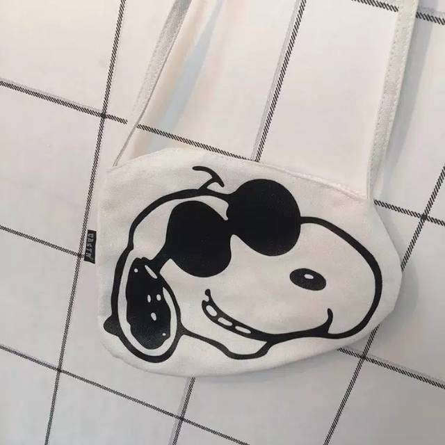 tas kanvas snoopy peanuts import tote bag snoopy kartun anjing