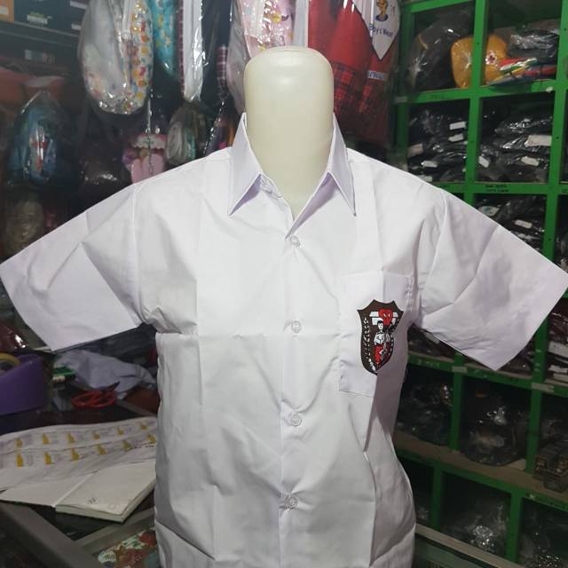 Seragam Sekolah SD Tangan Pendek dengan Ukuran No 7 & 8 Merk Tyas, sangat nyaman