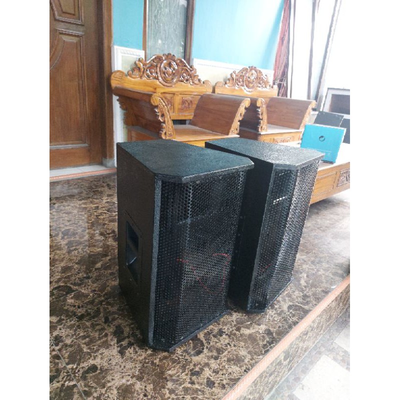 Box speaker 10 inch plus tweeter model monitor fullset