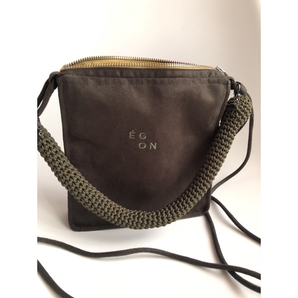 Egon Serpent Bag