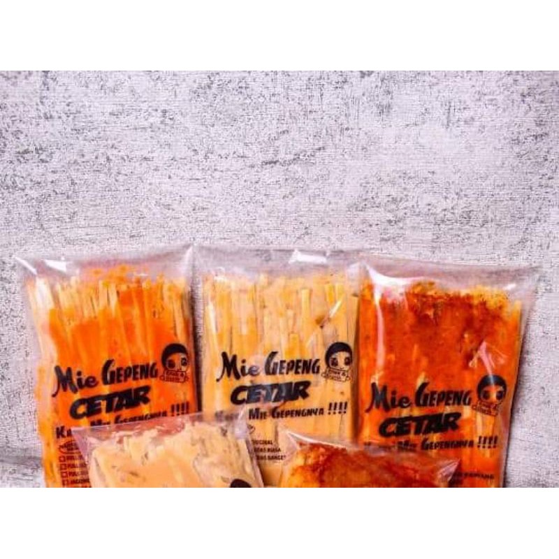 

Mie Gepeng Cetar 150 gr Bumbu Basah