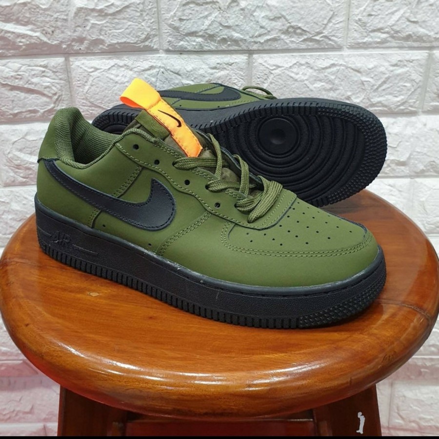 SEPATU NIKE AIR FORCE 1 LOW OLIVE GREEN