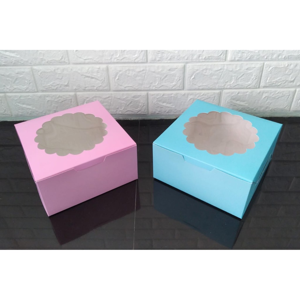 Cake Box Mika Bulat (Uk. 20x20x10 cm)