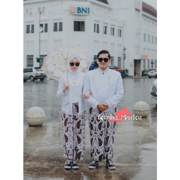 Set Baju Prewed / Baju Couple Adat Jawa, Nuansa Putih
